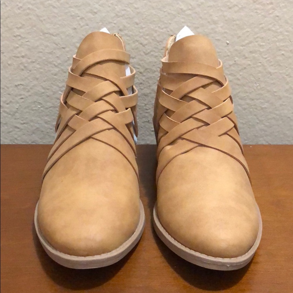 Bootie - Picture 5 of 7